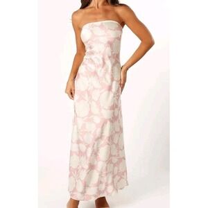 NWT Petal & Pup Gemma Style Maxi Dress Pink Floral Size Medium Feminine Elegant‎